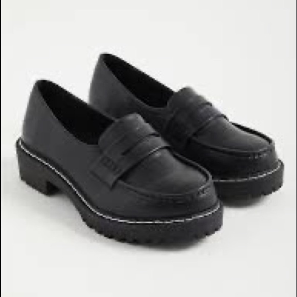 ***ISO**** Torrid chunky loafers (NOT FOR SALE)
